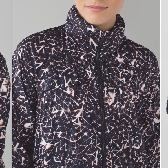 975. Like New - Lululemon Miss Misty Jacket II Star Crushed Multi With Hood - Picture 11 of 12